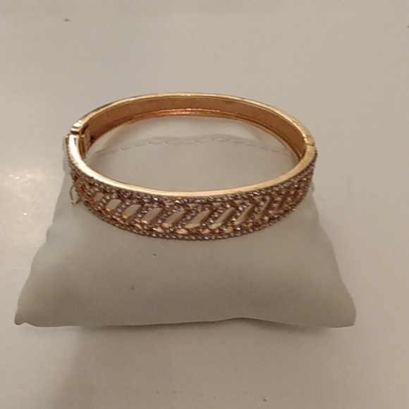 Bracelet - Picture 4 of 4